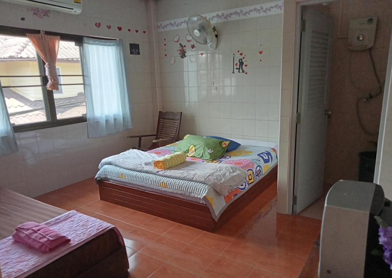 Np Guesthouse トラート エクステリア 写真