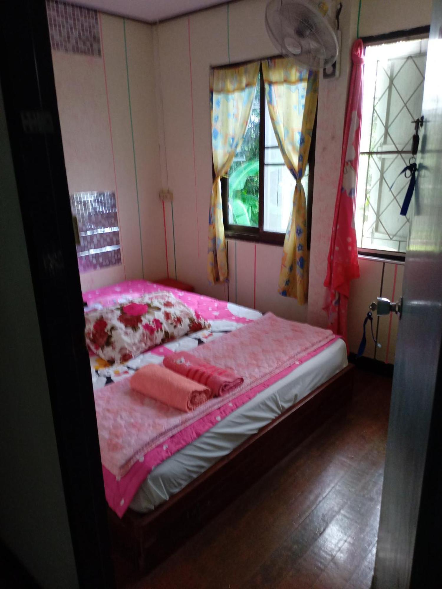 Np Guesthouse トラート エクステリア 写真